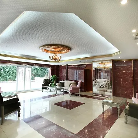Hotel Eyna
