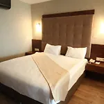 Hotel Eyna